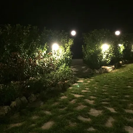 Villa Testa Di Lepre Sleeps 3 Air Con Monte Campano
